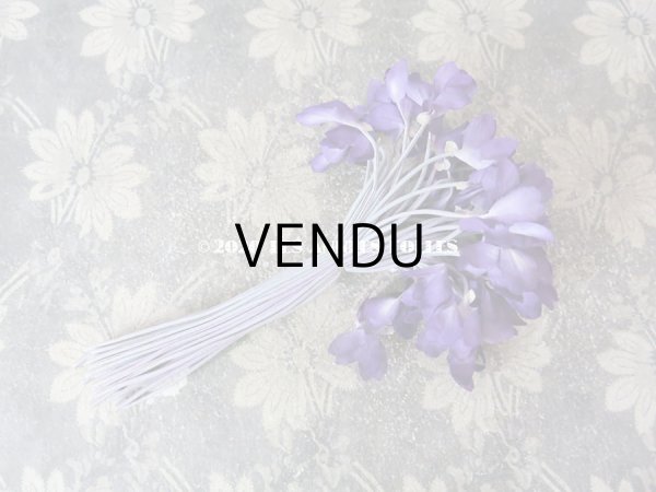 画像3: 新品同様 アンティーク 菫のブーケの布花  コサージュ 48輪 (3)