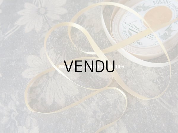 画像6: アンティーク シルク製 サテンリボン 淡い山吹色 7m RUBAN POUR LINGERIE SEMIRAMIS (6)