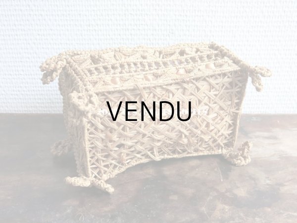 画像6: 19世紀　アンティーク キルティングのクッション付き パニエ ソーイングボックス (6)