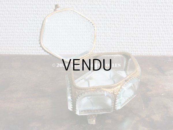 画像5: 19世紀 アンティーク 大きなジュエリーボックス 6角形　パウダーブルーのクッション (5)