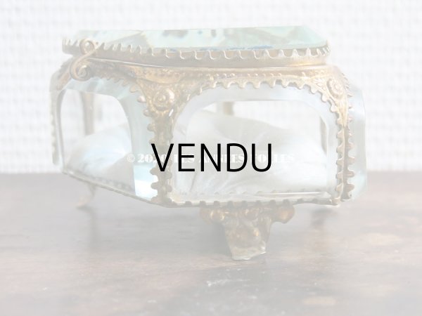 画像11: 19世紀 アンティーク 大きなジュエリーボックス 6角形　パウダーブルーのクッション (11)