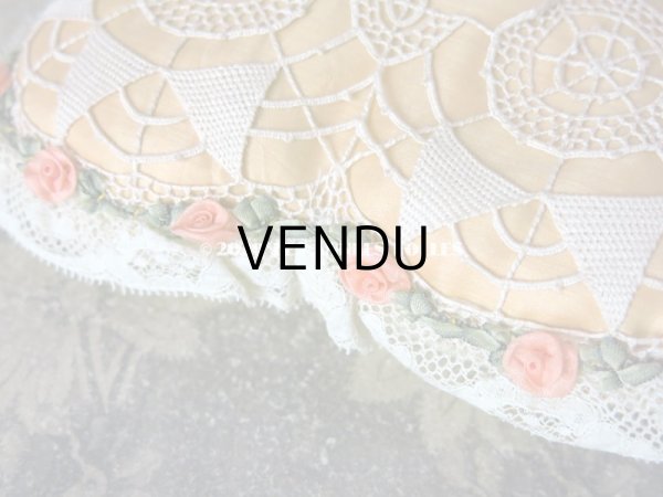 画像4: 1920年代 アンティーク シルク製ロココトリム&レース付 ピンクッション (4)