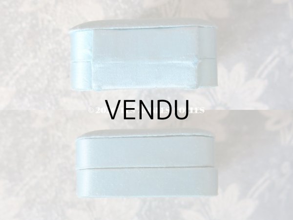 画像6: アンティーク ジュエリーボックス イニシャル入り シルクサテン パウダーブルー (6)