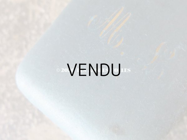 画像4: アンティーク ジュエリーボックス イニシャル入り シルクサテン パウダーブルー (4)