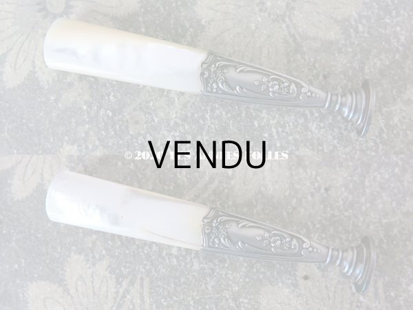 画像3: 1900年代 アンティーク ロカイユ装飾のシーリングスタンプ シルバー&マザー・オブ・パール製  (3)