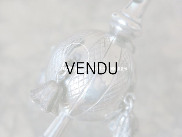 画像10: 19世紀 ナポレオン3世時代 アンティーク ラトル モノグラム入り シルバー製  (10)