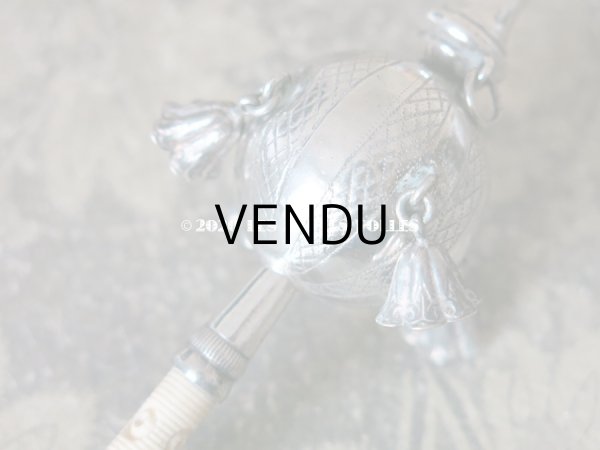 画像8: 19世紀 ナポレオン3世時代 アンティーク ラトル モノグラム入り シルバー製  (8)