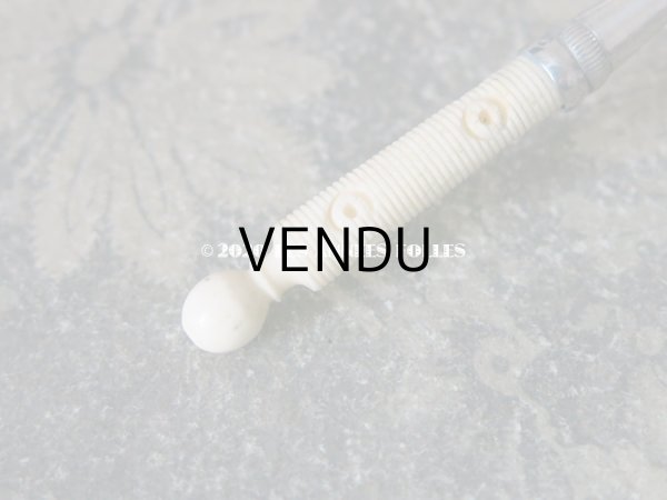 画像4: 19世紀 ナポレオン3世時代 アンティーク ラトル モノグラム入り シルバー製  (4)