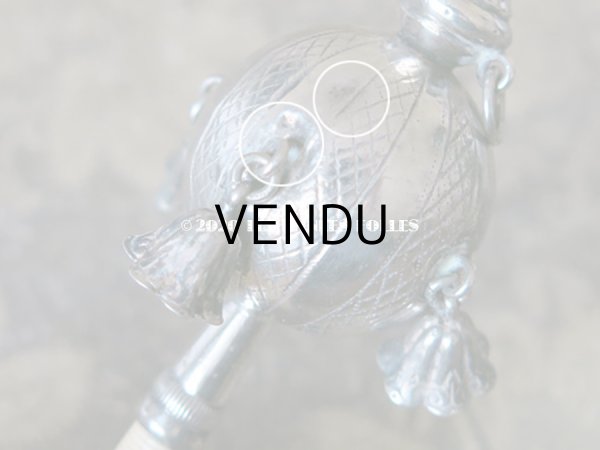 画像12: 19世紀 ナポレオン3世時代 アンティーク ラトル モノグラム入り シルバー製  (12)