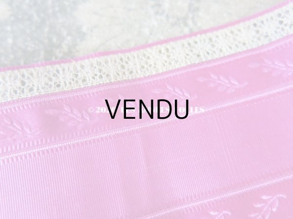 画像5: 19世紀末 アンティーク  レースの縁取り シルク製 リーフ柄のリボン 　6.1cm幅 150cm パープル＆フューシャピンク (5)