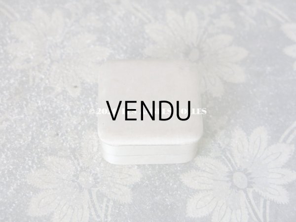 画像6: アンティーク 　シルクサテンのジュエリーボックス  オフホワイト (6)