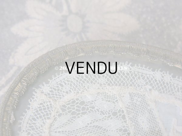 画像8: 1900年代 アンティーク 小さなトレイ　シルク製 5色の薔薇のロココトリム＆レースの装飾 小物入れ (8)