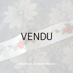 画像: 1900年代 アンティーク シルクサテン＆ベルベットのリボン　薔薇のハンドペイント 69cm　2.7cm幅 