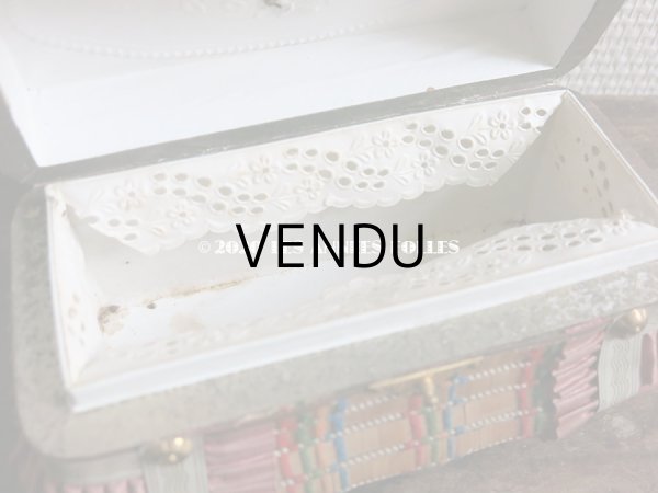 画像14: 19世紀 アンティーク ナポレオン3世時代 お菓子箱 ハンドル付き 花模様のレースペーパー チョコレートボックス 木箱  (14)