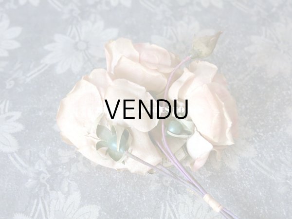 画像11: 未使用 ラベル付き アンティーク 薔薇の布花 淡いピンク カップ咲き コサージュ (11)