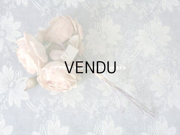 画像14: 未使用 ラベル付き アンティーク 薔薇の布花 淡いピンク カップ咲き コサージュ (14)