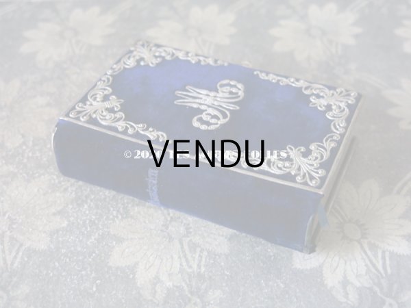 画像4: 1870年 アンティーク ミサ典書 ダークブルーのベルベット (4)