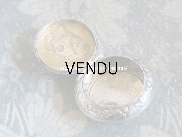 画像4: 1900年代　アンティーク シルバー製 天使のパウダーケース - F.P.LASSERRE - (4)