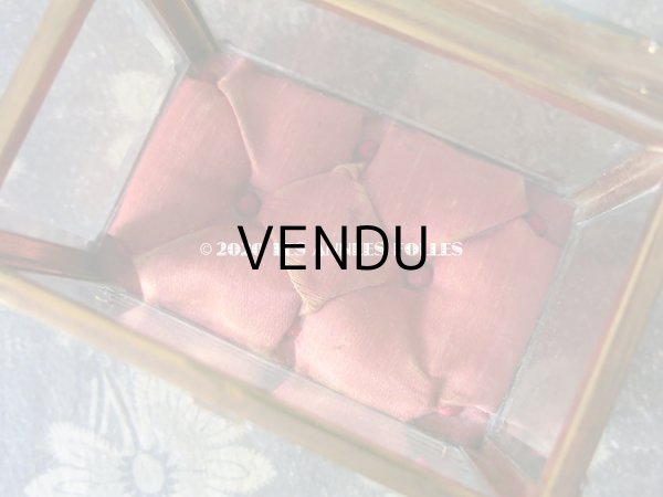 画像15: 19世紀末 アンティーク ジュエリーボックス　ロカイユ装飾のフレーム  スモーキーオレンジのシルク製クッション (15)