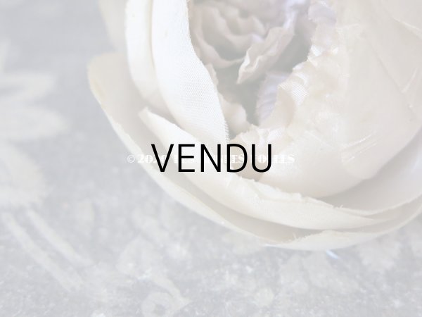 画像12: 未使用 ラベル付き アンティーク シルク製 薔薇の布花 クォーターロゼット咲き コサージュ 淡いパープル (12)