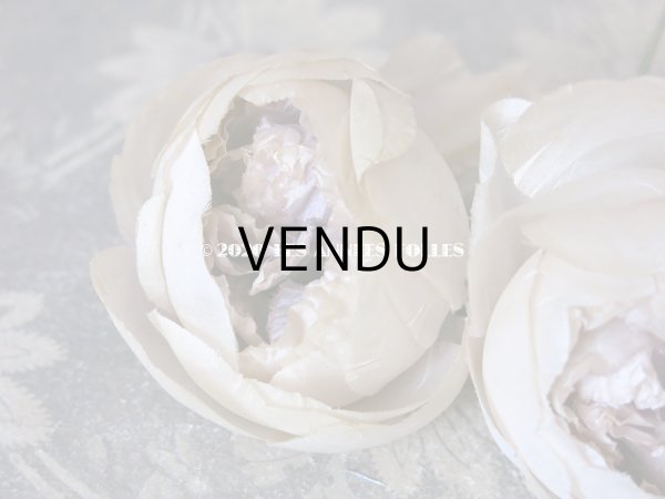 画像7: 未使用 ラベル付き アンティーク シルク製 薔薇の布花 クォーターロゼット咲き コサージュ 淡いパープル (7)