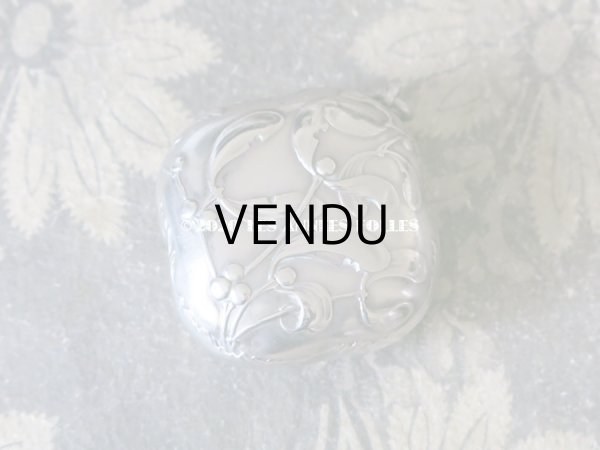 画像3: アンティーク シルバー製 ヤドリギのパウダーケース - CHARLES MURAT - (3)