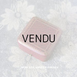 画像: 【クリスマスセール2020対象外】 アンティーク  金彩入り ジュエリーボックス ダークレッド