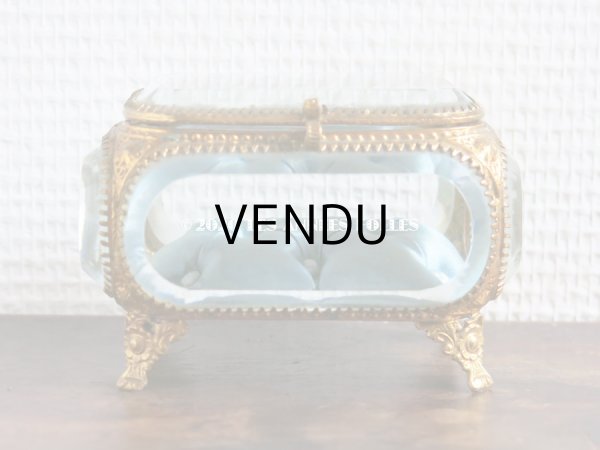 画像6: 【クリスマスセール2020対象外】　19世紀末 アンティーク ジュエリーボックス スモーキーブルーのクッション ロカイユ装飾の脚 (6)