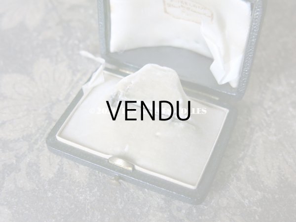 画像8: 【クリスマスセール2020対象外】 19世紀 アンティーク 本革製 ジュエリーボックス ブローチ用　黒 (8)