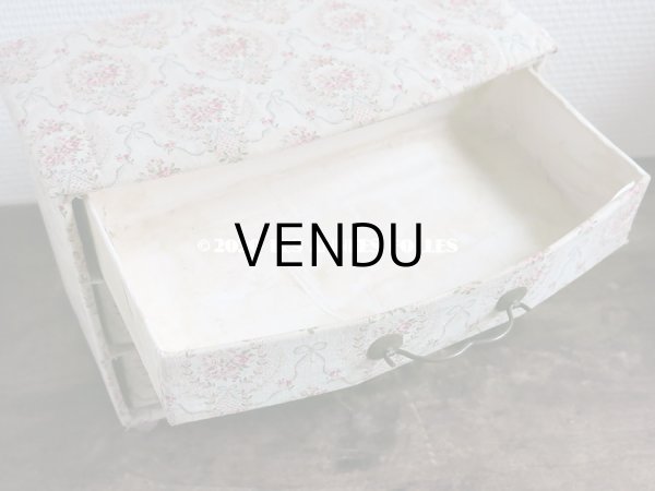 画像6: 1900年代 アンティーク 薔薇のメダイヨン＆水色のリボン　カルトナージュボックス 3段 26.3×14.9×19.1cm (6)
