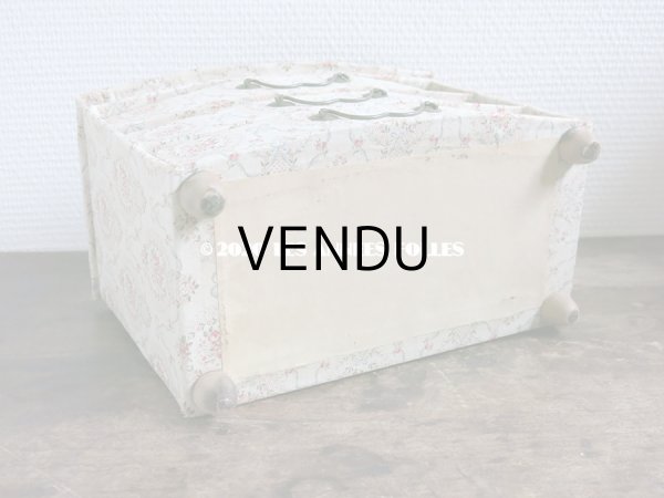 画像10: 1900年代 アンティーク 薔薇のメダイヨン＆水色のリボン　カルトナージュボックス 3段 26.3×14.9×19.1cm (10)