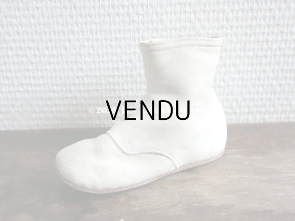 画像8: 1900年代 アンティーク ボタンアップ　ベビーシューズ  ホワイト・ヌバック製  (8)