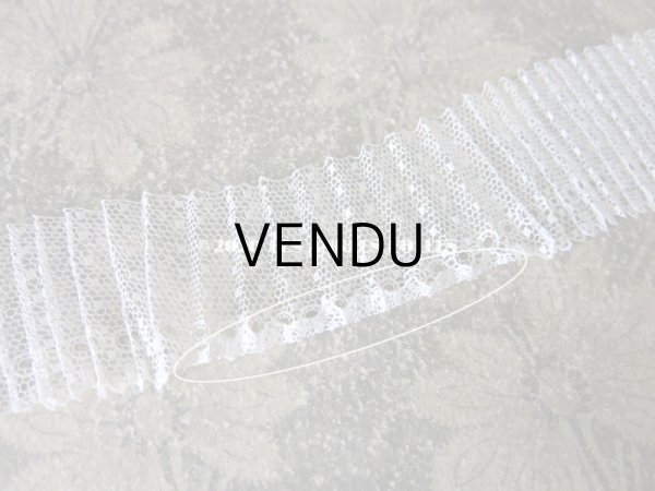 画像3: アンティーク ドット柄 チュールレースのプリーツリボン オフホワイト  幅4.2cm (3)