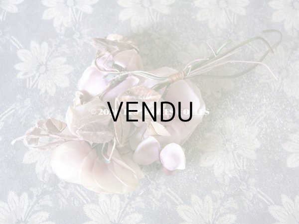 画像7: 未使用 アンティーク シルク製 薔薇の大きな布花 クォーターロゼット咲き コサージュ 淡いパープル (7)