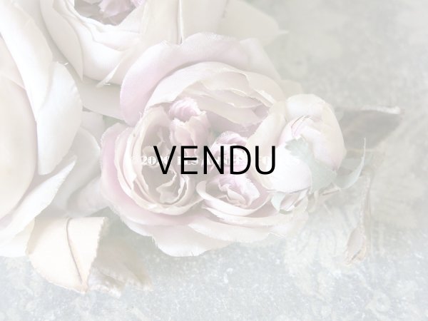画像5: 未使用 アンティーク シルク製 薔薇の大きな布花 クォーターロゼット咲き コサージュ 淡いパープル (5)