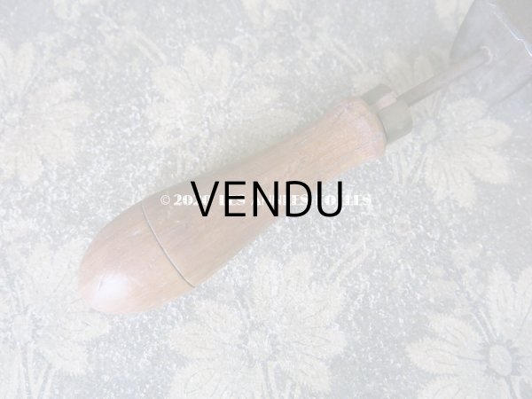 画像8: アンティーク  こて 花びら用 型押しの道具 古いコサージュ店  造花 (8)