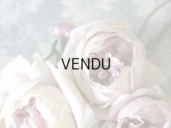 画像6: 未使用 アンティーク シルク製 薔薇の大きな布花 クォーターロゼット咲き コサージュ 淡いパープル (6)
