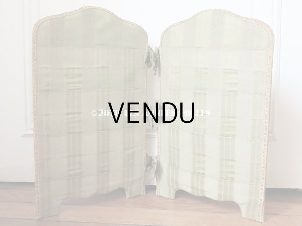 画像5: 1900年代 アンティーク 大きなリボンが結ばれた カルトナージュ  カードホルダー  リボンと花のガーランド＆白鳩  (5)