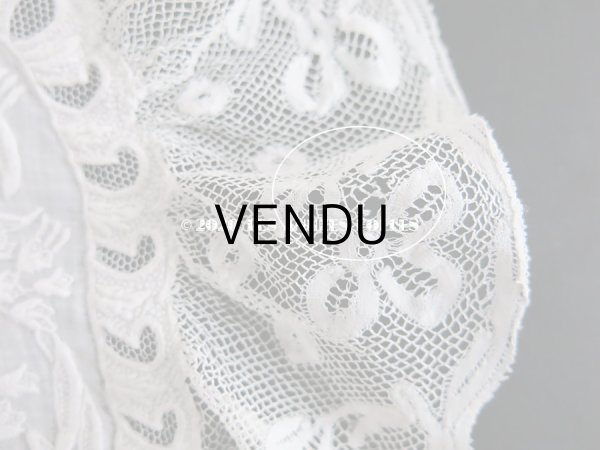 画像13: 19世紀 アンティーク  結婚式のハンカチ 【MM】 鈴蘭のホワイトワーク & 手編みのヴァランシエンヌレース  (13)