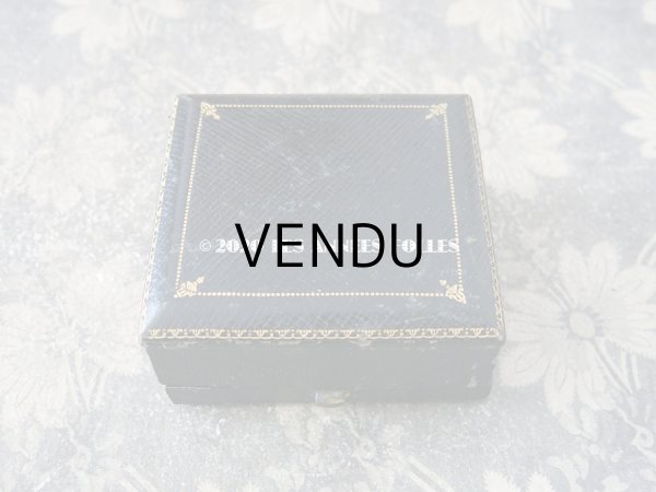 画像5: アンティーク 金彩入り ブレスレット用 ジュエリーボックス ダークグリーン (5)