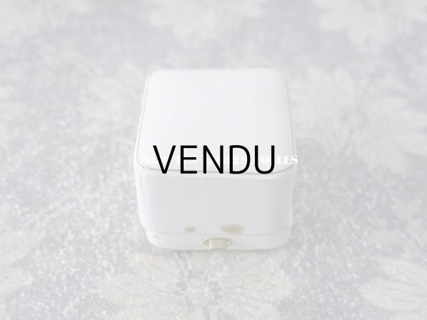 画像6: アンティーク ジュエリーボックス  オフホワイト リングボックス ゴールドのライン入り (6)