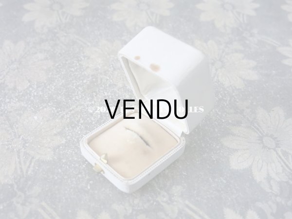 画像3: アンティーク ジュエリーボックス  オフホワイト リングボックス ゴールドのライン入り (3)