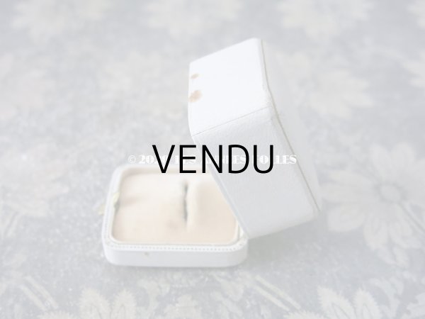 画像7: アンティーク ジュエリーボックス  オフホワイト リングボックス ゴールドのライン入り (7)