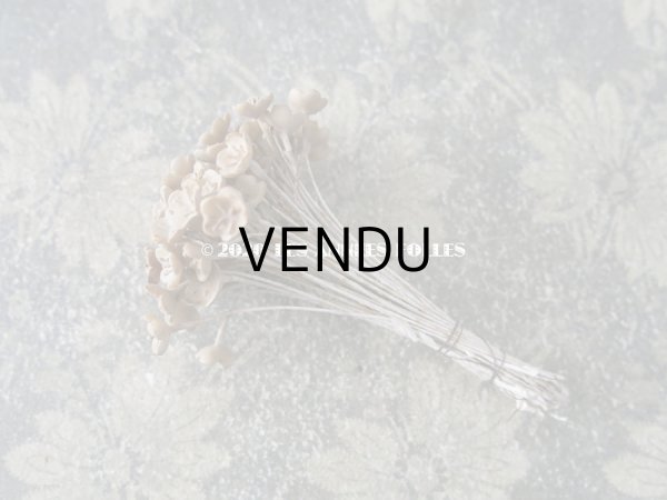 画像3: アンティーク ティアラ制作用 ワックスフラワーパーツ 60〜70ピースのセット (S） (3)