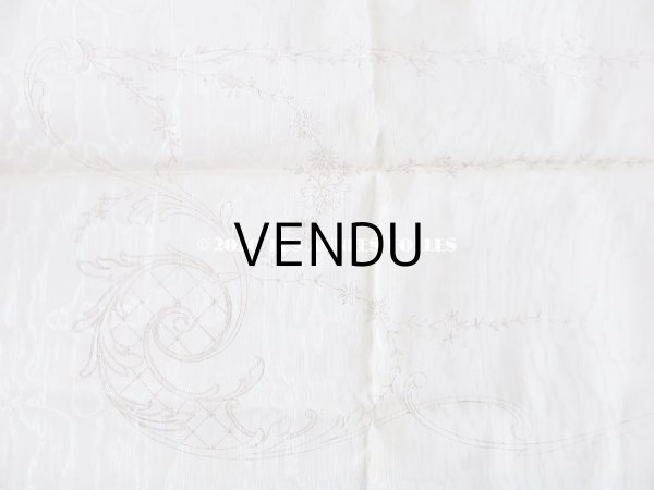 画像3: アンティーク  リボン刺繍の図案入り 大きなシルク製ファブリック (3)