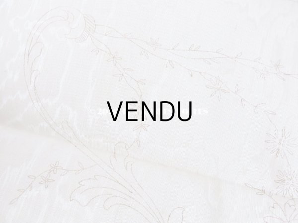 画像7: アンティーク  リボン刺繍の図案入り 大きなシルク製ファブリック (7)