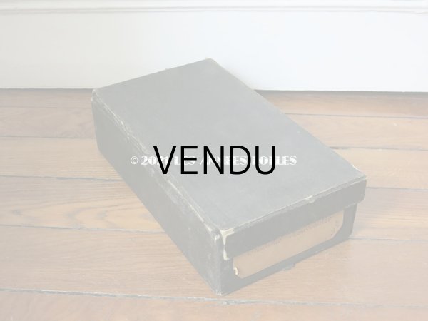 画像3: アンティーク 箱入り メタルレース & メタルブレードのサンプラー 46枚のセット (3)