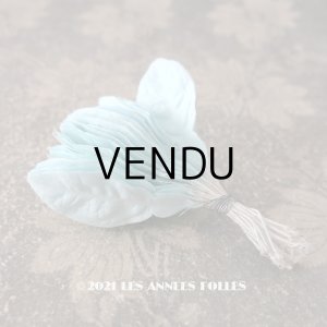 画像: アンティーク  リーフのセット パウダーブルー 布花材料　36ピースのセット