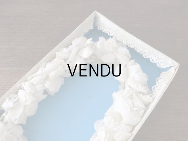 画像8: アンティーク 硝子の蓋のショーケース入り コミュニオンのヘッドリース　プレザントワール (8)