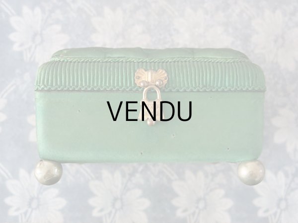 画像7: 19世紀 アンティーク ナポレオン3世時代 お菓子箱 薔薇のハンドペイント　チョコレートボックス (7)